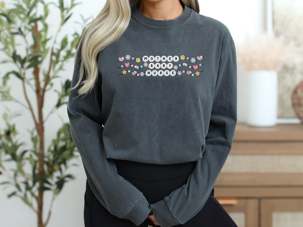 Comfort Colors Mother Baby Nurse Long Sleeve Friendship Bracelet T-shirt