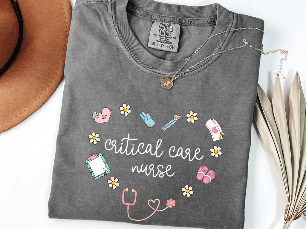 Critical Care Nurse Retro Heart T-shirt