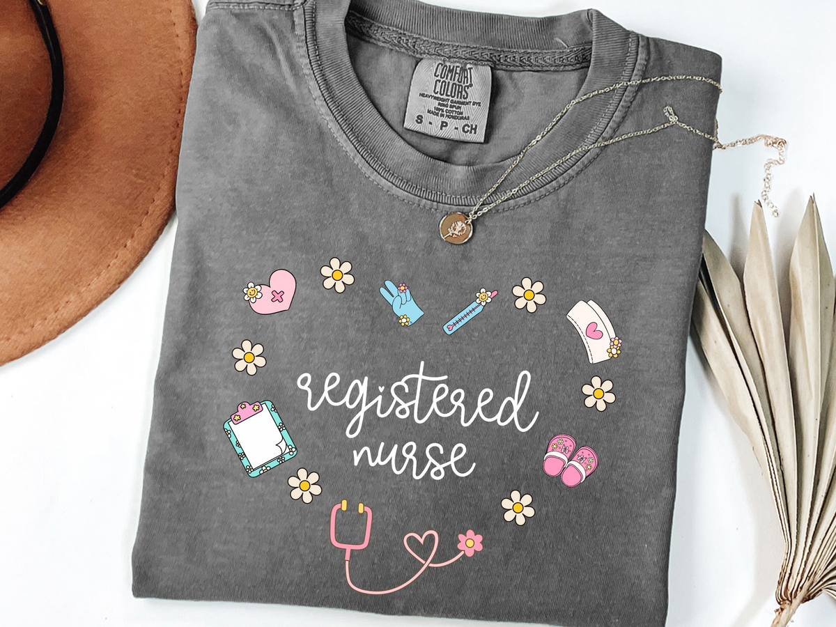 Registered Nurse Retro Heart T-shirt