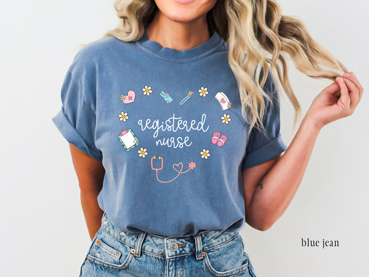 Registered Nurse Retro Heart T-shirt